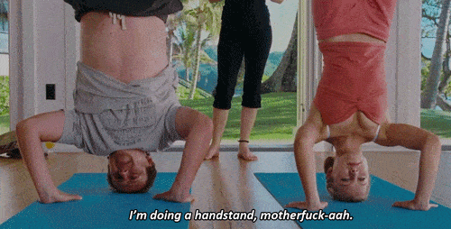 posture sur la tete sirvasana yoga superbanane